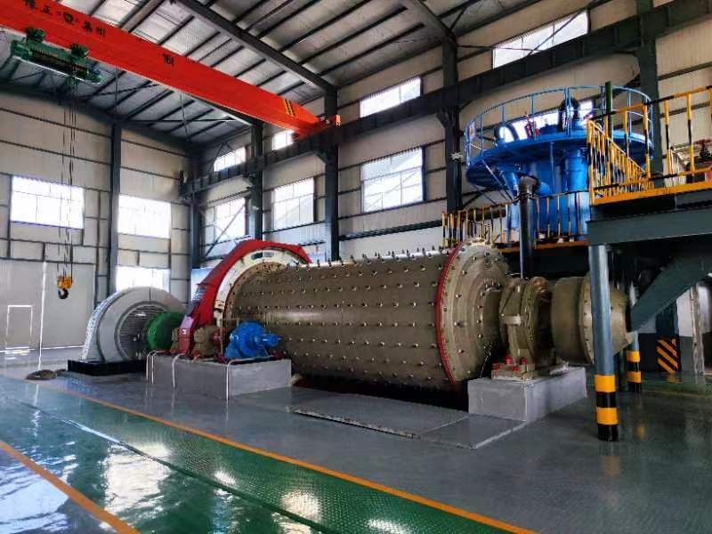 Qingdao Qingzhong मशीनरी आदि सामान्य अनुबंध परियोजना Zhaoyuan Xindongzhuang 2,000 टन दैनिक सोने के प्रसंस्करण संयंत्र